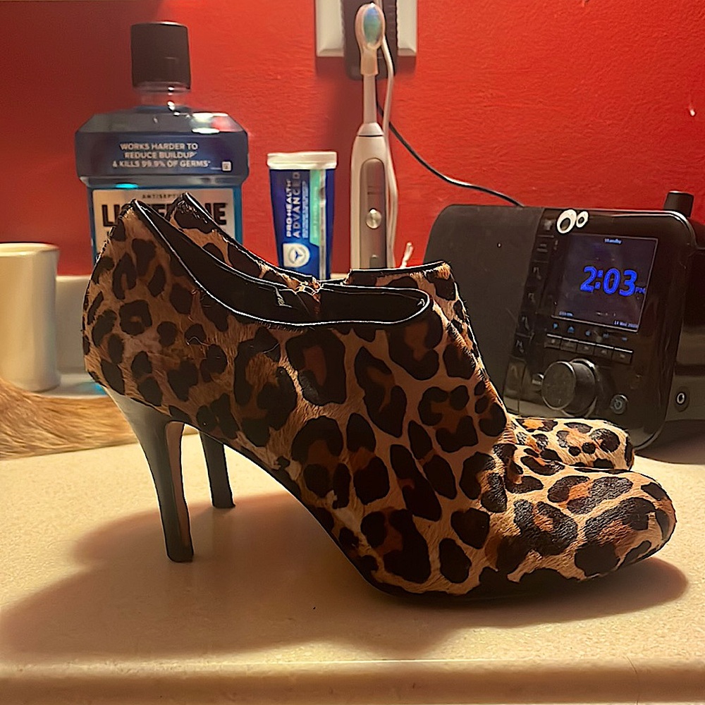 Cole Haan calf hair leopard print booties - 8.5